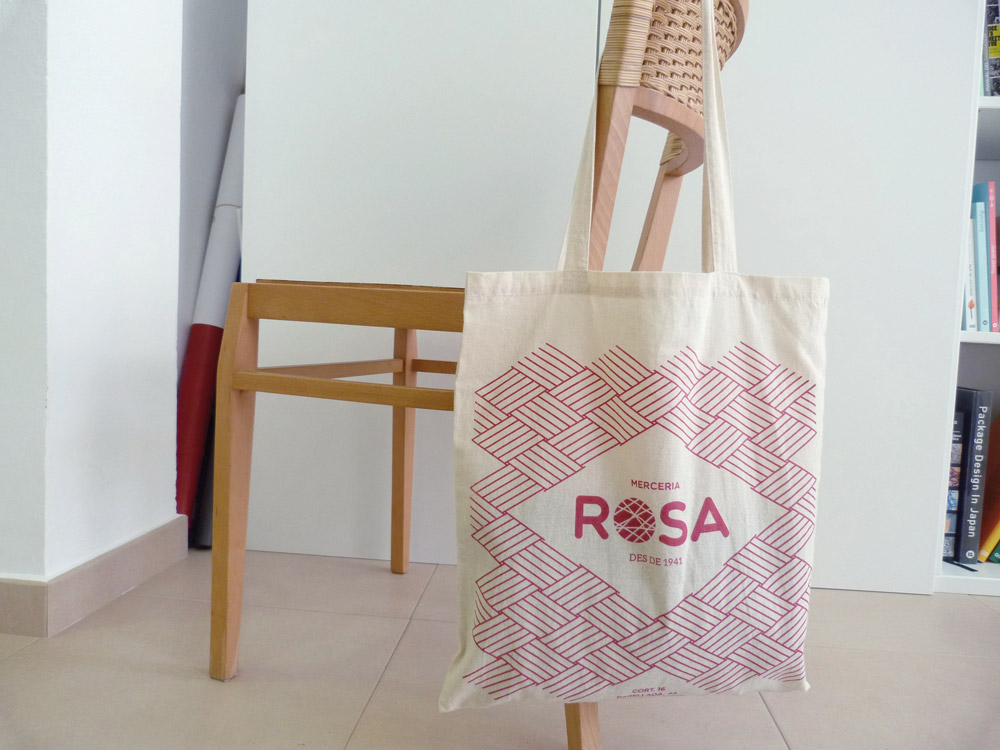 totebag, bossa cotó, disseny gràfic logo branding botiga comerç vilafranca, penedes